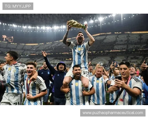 布冯发声力挺加图索坚信他有能力带领意大利重返世界杯舞台